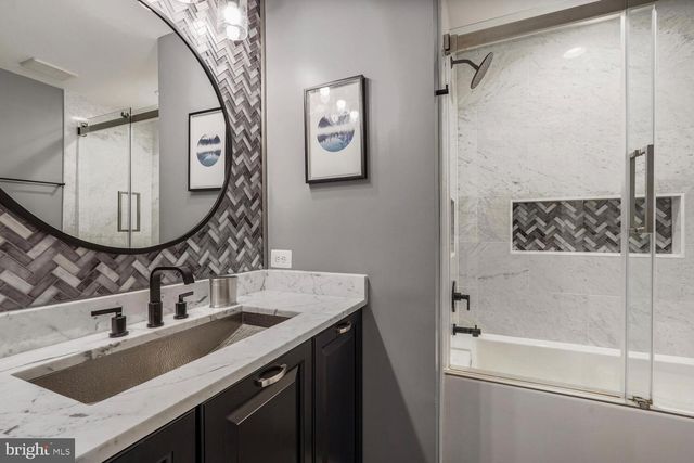 9211 BEXLEYWOOD CT, Fairfax Station, VA 22039
