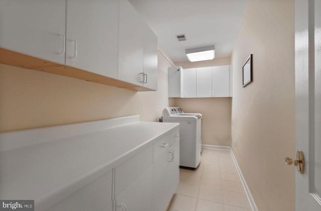 9211 BEXLEYWOOD CT, Fairfax Station, VA 22039