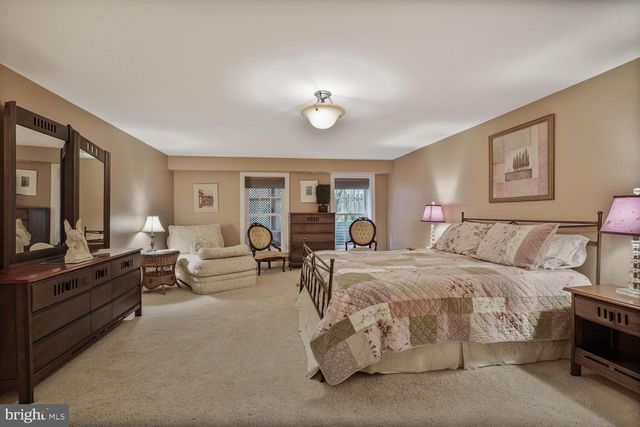 9211 BEXLEYWOOD CT, Fairfax Station, VA 22039