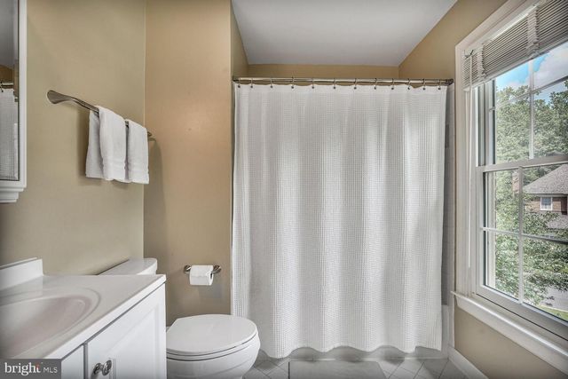 9211 BEXLEYWOOD CT, Fairfax Station, VA 22039