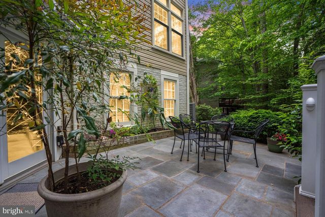 9211 BEXLEYWOOD CT, Fairfax Station, VA 22039