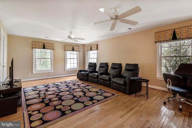 9211 BEXLEYWOOD CT, Fairfax Station, VA 22039