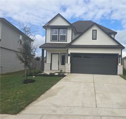 977 Lady Bird Lane, College Station, TX 77845