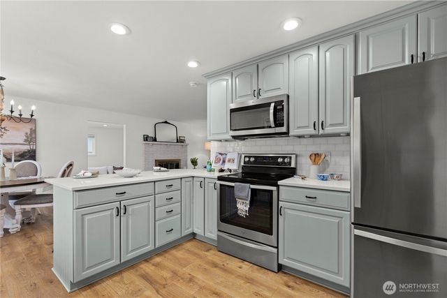 35844 13th Avenue SW, Federal Way, WA 98126