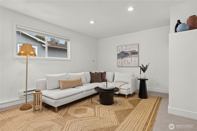 35844 13th Avenue SW, Federal Way, WA 98126