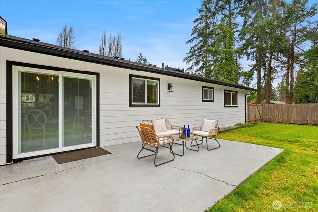 35844 13th Avenue SW, Federal Way, WA 98126