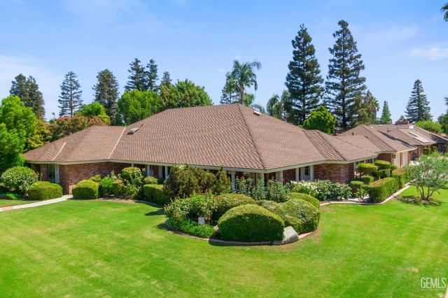 7705 Calle Cerca, Bakersfield, CA 93309