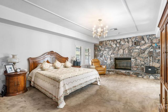 7705 Calle Cerca, Bakersfield, CA 93309