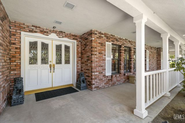 7705 Calle Cerca, Bakersfield, CA 93309