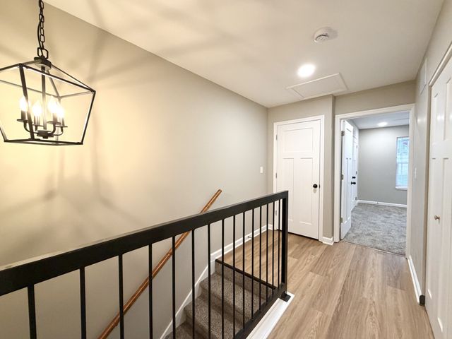 511 Glenstone Springs Dr, Clarksville, TN 37043