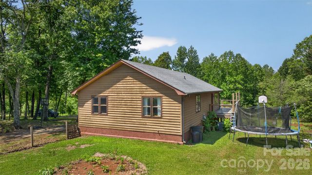 66 Misery Ridge Trail, Mill Spring, NC 28756