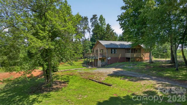 66 Misery Ridge Trail, Mill Spring, NC 28756
