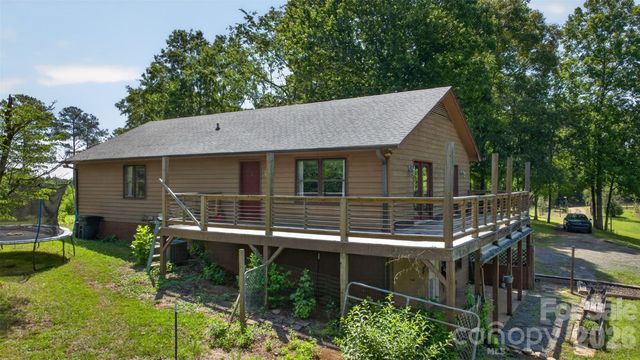 66 Misery Ridge Trail, Mill Spring, NC 28756