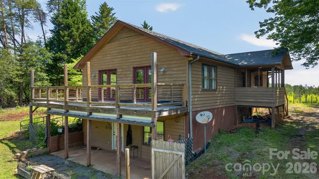 66 Misery Ridge Trail, Mill Spring, NC 28756