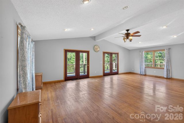 66 Misery Ridge Trail, Mill Spring, NC 28756