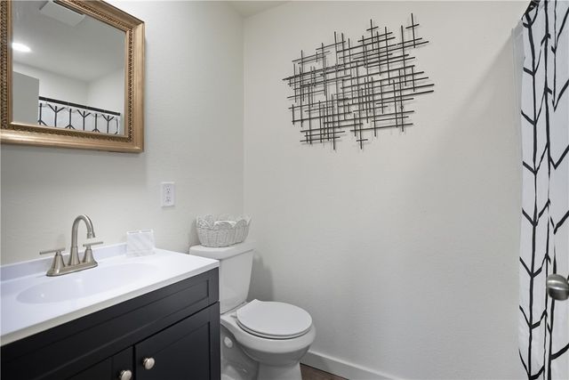 109 Dewey Ave, Alice, TX 78332