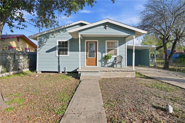 109 Dewey Ave, Alice, TX 78332