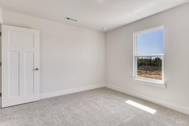 8630 Russellcross Blvd, Pensacola, FL 32507