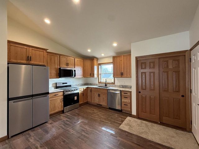 2405 Harvard Drive, Janesville, WI 53548