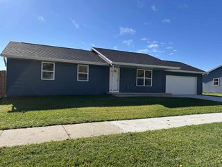 2405 Harvard Drive, Janesville, WI 53548