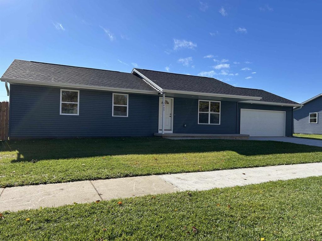2405 Harvard Drive, Janesville, WI 53548