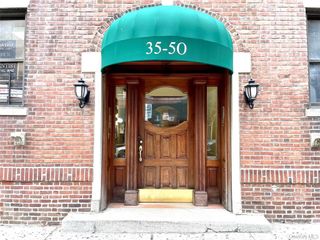 35-50 82 St 4A, Jackson Heights, NY 11372