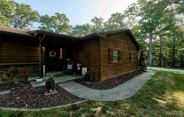10427 Forest Trails Drive, Foristell, MO 63348