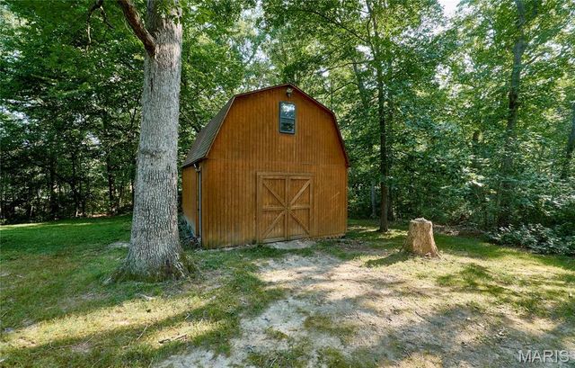 10427 Forest Trails Drive, Foristell, MO 63348