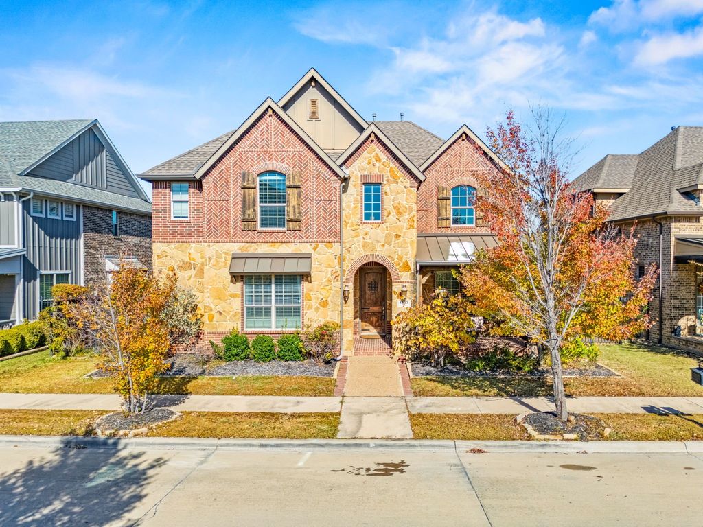 1123 Autumn Mist Way, Arlington, TX 76005