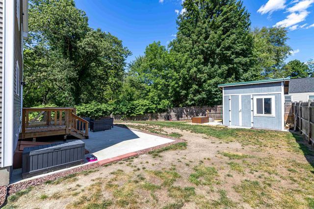 14 Daniel Webster Drive, Merrimack, NH 03054