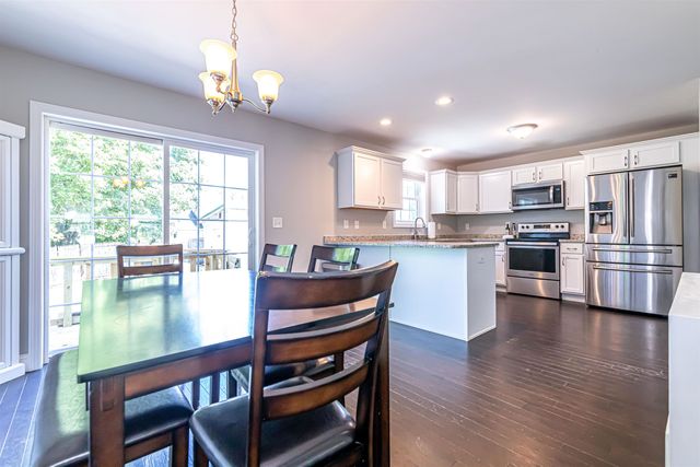 14 Daniel Webster Drive, Merrimack, NH 03054