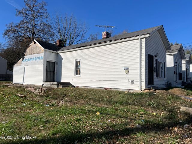 2202 Griffiths Ave, Louisville, KY 40212