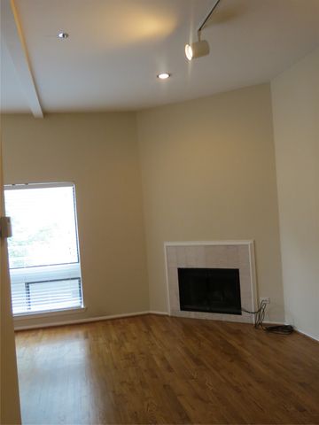 4334 Buena Vista Street G, Dallas, TX 75205