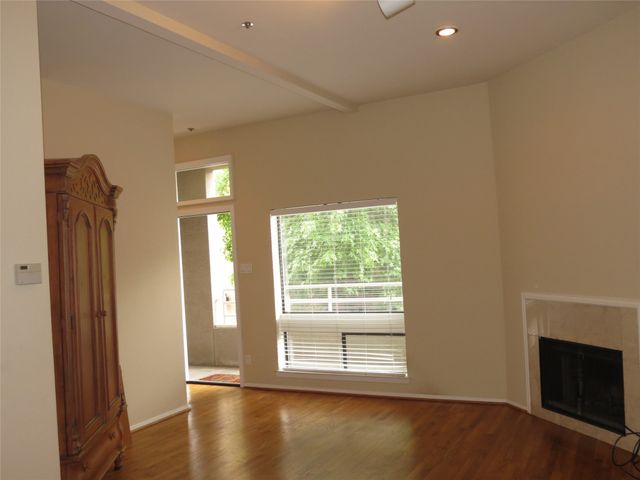 4334 Buena Vista Street G, Dallas, TX 75205