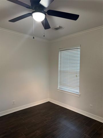 534 Sulphur Street, Houston, TX 77034