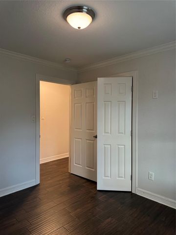 534 Sulphur Street, Houston, TX 77034