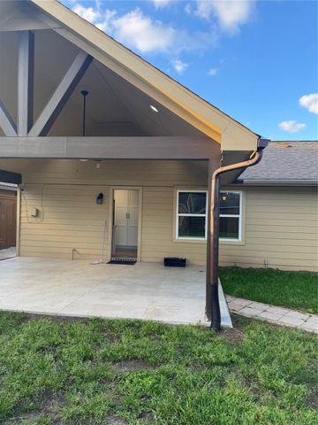 534 Sulphur Street, Houston, TX 77034