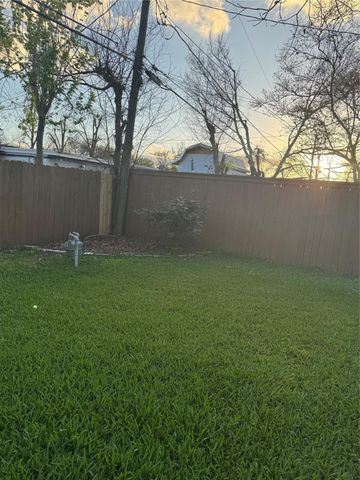 534 Sulphur Street, Houston, TX 77034