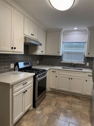 534 Sulphur Street, Houston, TX 77034