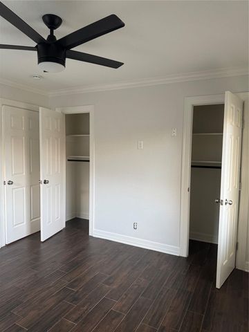 534 Sulphur Street, Houston, TX 77034