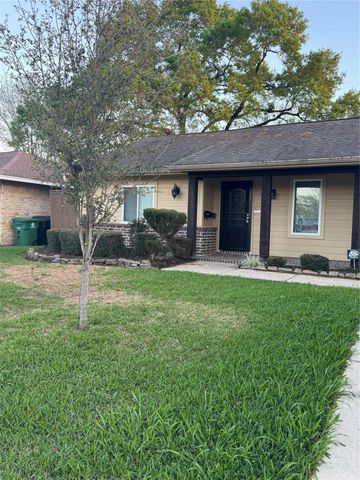 534 Sulphur Street, Houston, TX 77034