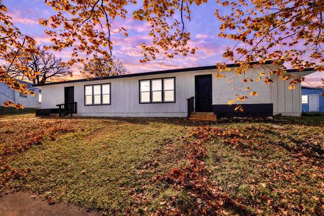 36 Twining Drive, Denison, TX 75020