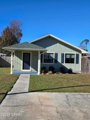 1710 Illinois Avenue, Lynn Haven, FL 32444