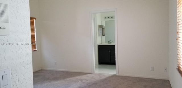 1101 Tupelo Way, Weston, FL 33327