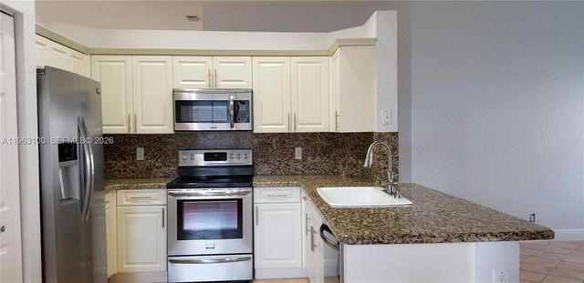 1101 Tupelo Way, Weston, FL 33327