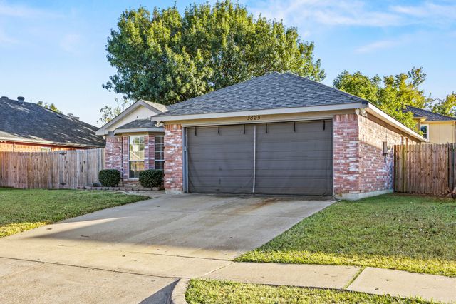 3625 Garden Springs Drive, Fort Worth, TX 76123