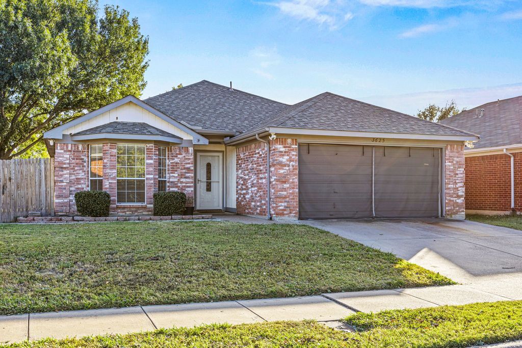3625 Garden Springs Drive, Fort Worth, TX 76123