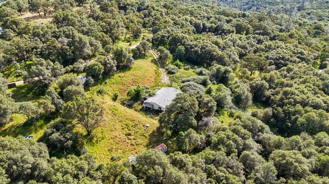 15477 Ballantree Ln, Grass Valley, CA 95949