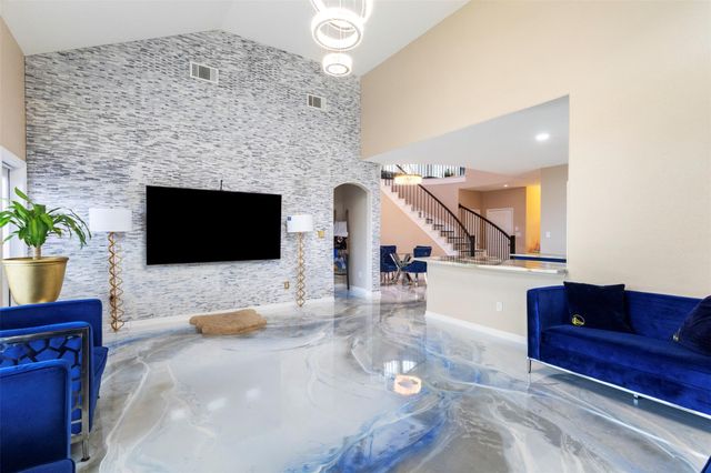 241 Oleander LOOP, Buda, TX 78610