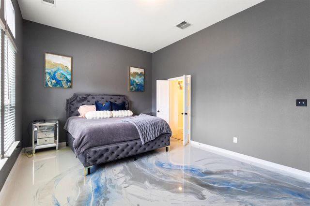 241 Oleander LOOP, Buda, TX 78610